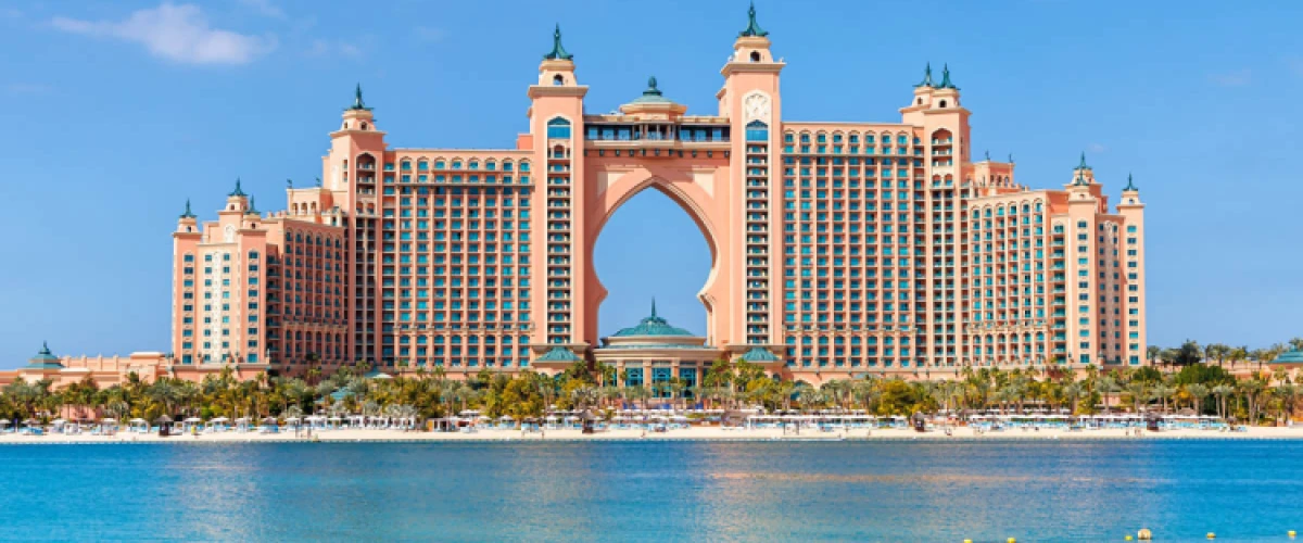 the stunning man-made Palm Jumeirah